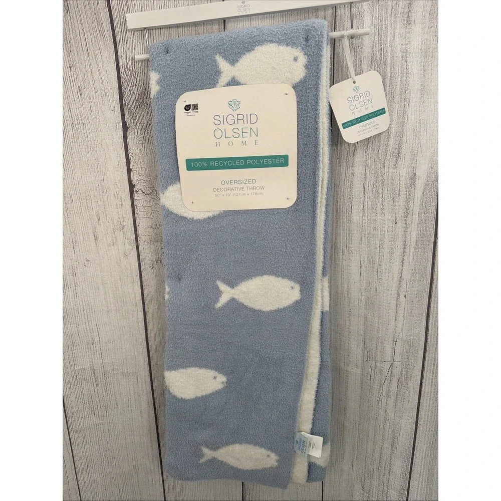 Sigrid Olsen Throw Blanket 50x70 Light Blue White Fish Seashore Nautical Beach